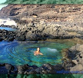 Honolulu attractions - warm bath